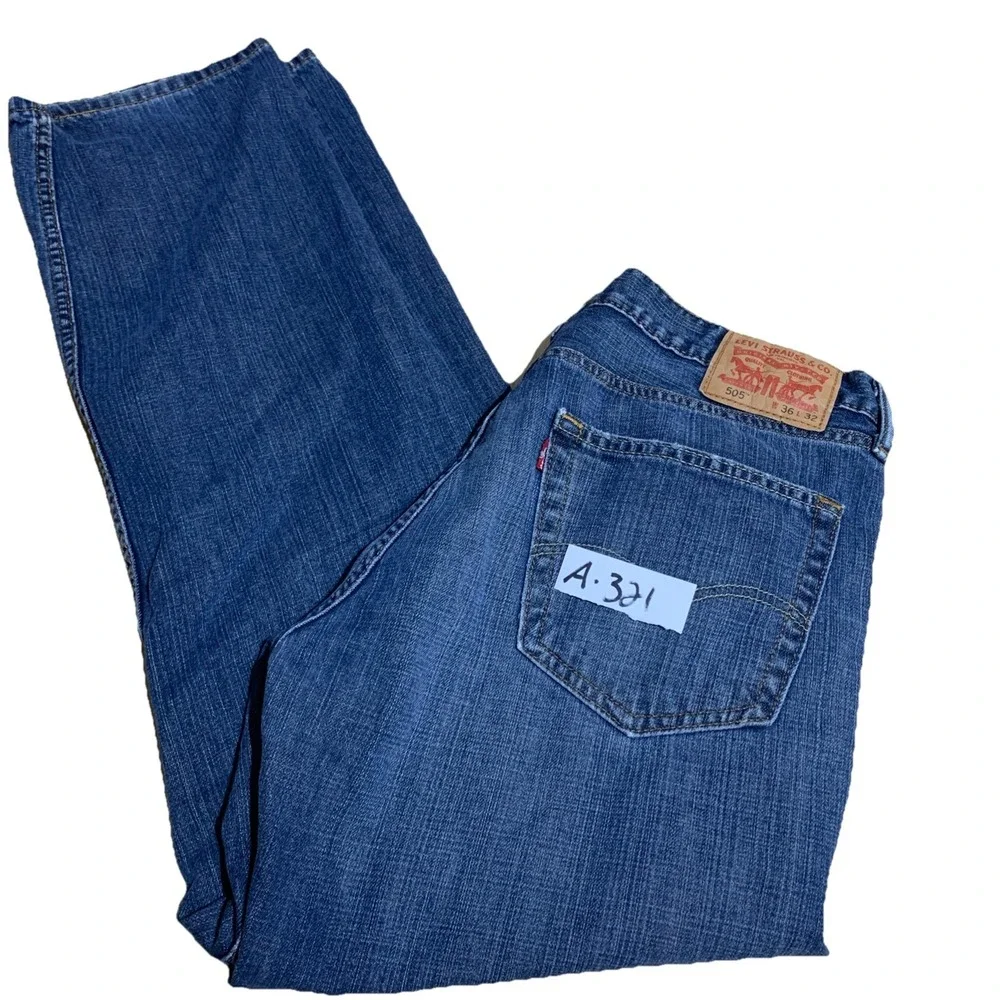 Levi's 505 Regular Fit Straight Leg Jeans Men's Size 36X32 High Rise Denim Blue